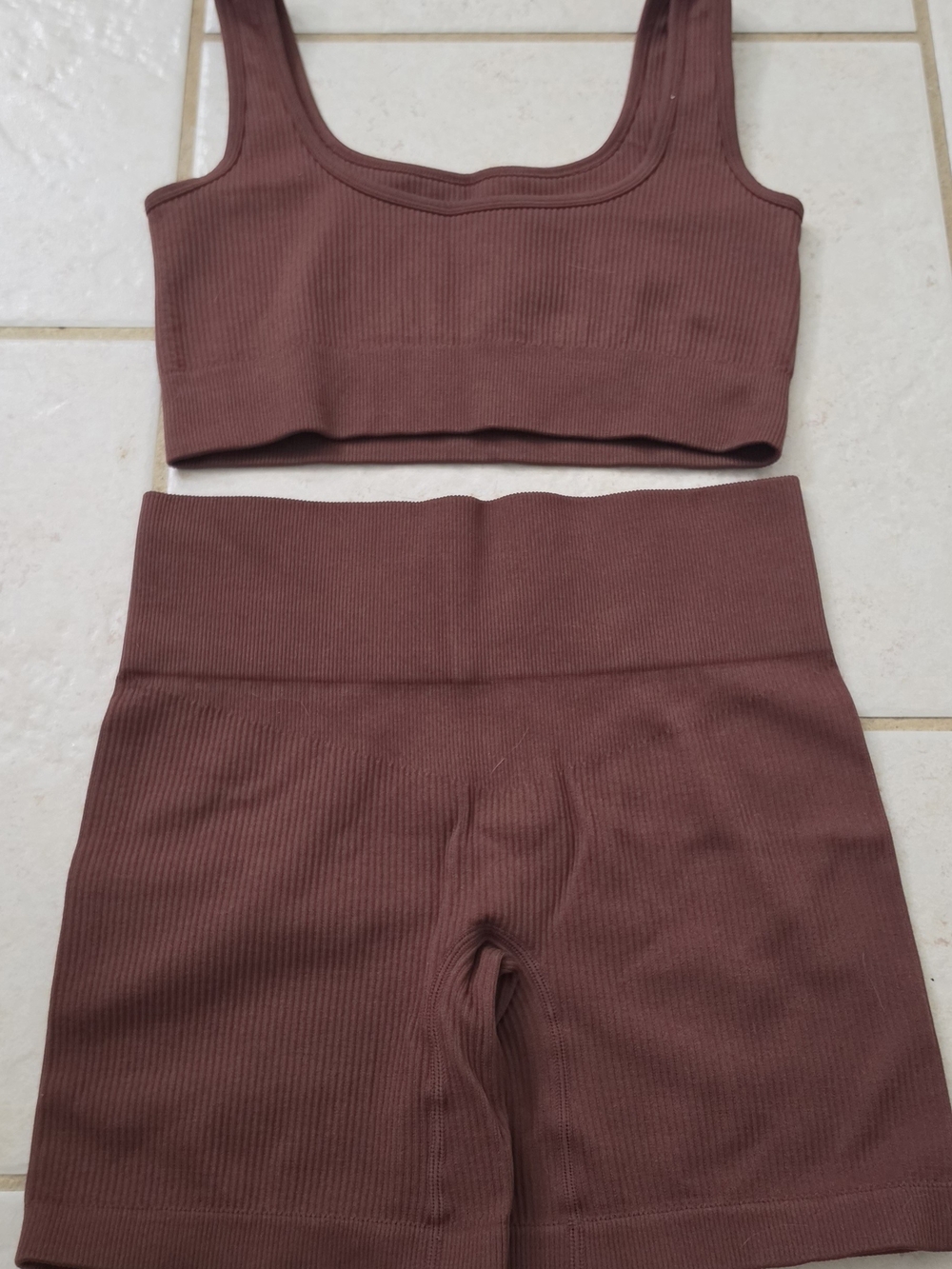 Seamless Ribbed 2-Piece Set | Gym Set – Size M - Picture 2 of 3